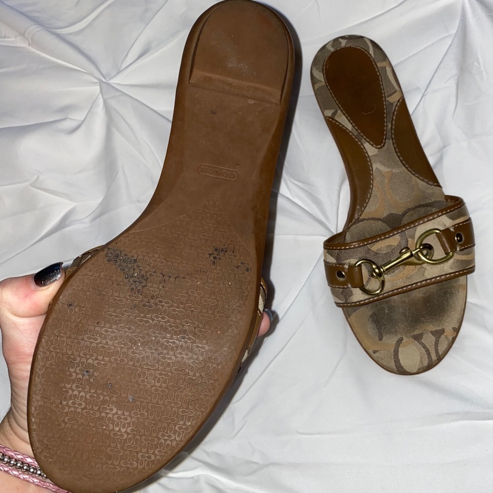 Coach slippers - Picture 2 of 3